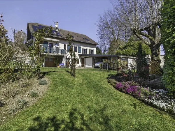 Maison de luxe 7 pièces 151 m²