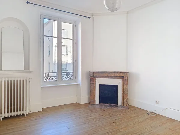 Immeuble de rapport 7 pièces 142 m²