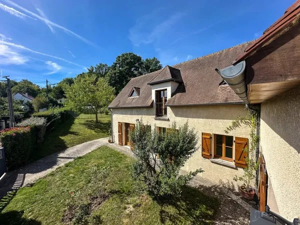VENTE MAISON TRADITIONNELLE DE 7 PIECES PROCHE DE LA FORÊT D
