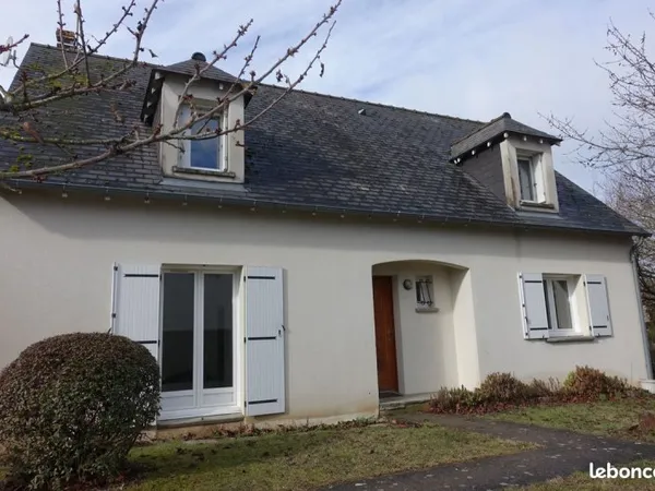 Grande maison rénovée de 142 m² sur sous-sol total