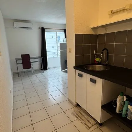 Studio meublé proche campus Antilles Guyane