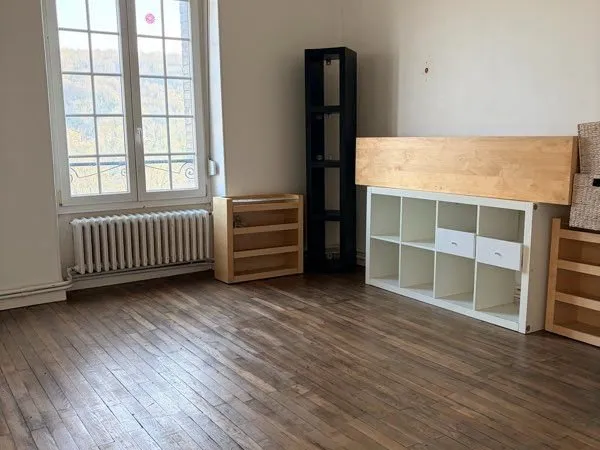 Appartement 4 pièces 87 m² - 3 chambres - Terrasse - Longwy - Proche gare