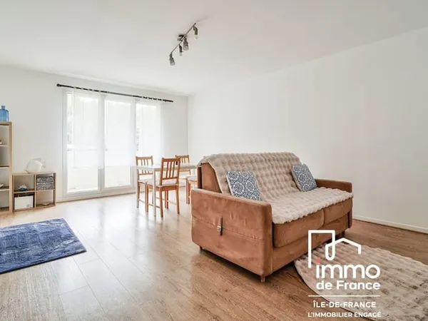 77500 CHELLES - Appartement 3 pièces 66,96 m² - Résidence et deux emplacements de parking