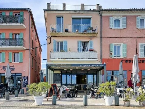 Fonds de commerce 130 m²