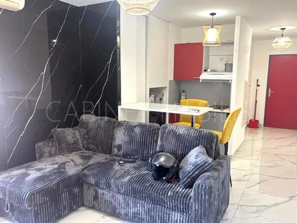 A LOUER - STUDIO D'ENVIRON 24,91 M2 - SAINT-DENIS- 780,00 EUR
