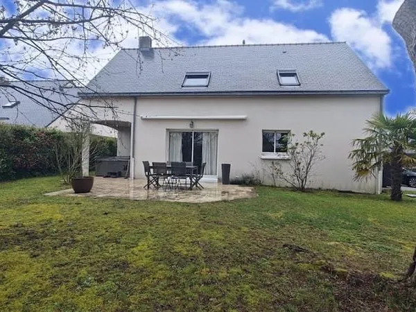 Maison 8 pièces 162 m²