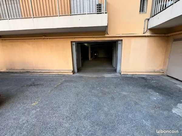Garage a vendre