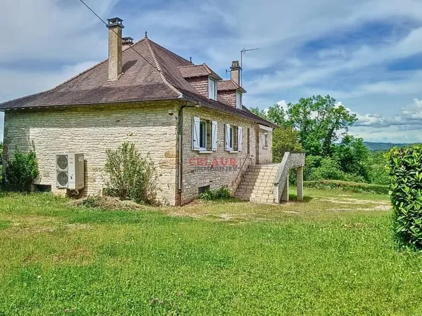 Villa en pierres sèches avec vue panoramique