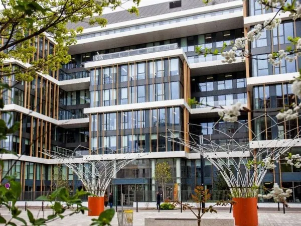 Bureaux 2531 m²