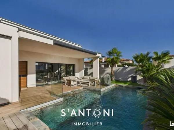 Villa 5 pièces 145 m²