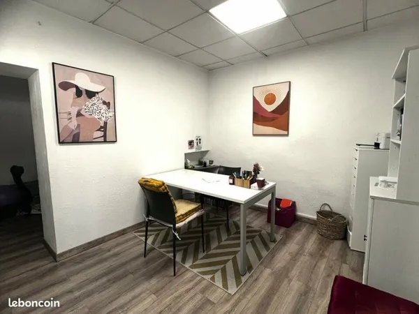 BUREAUX 16 m² NICE