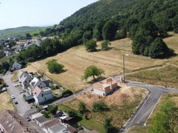 Terrain 353 m²