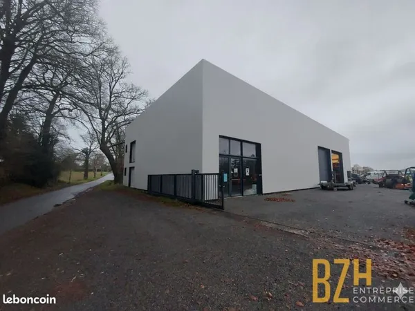 Local 515 m² LORIENT
