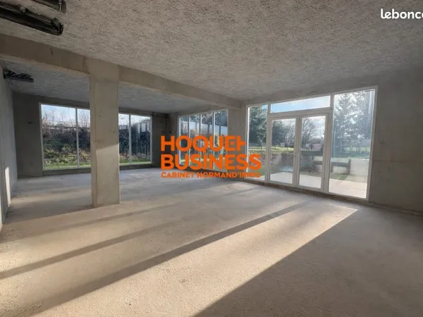 Local 62 m² Rouen