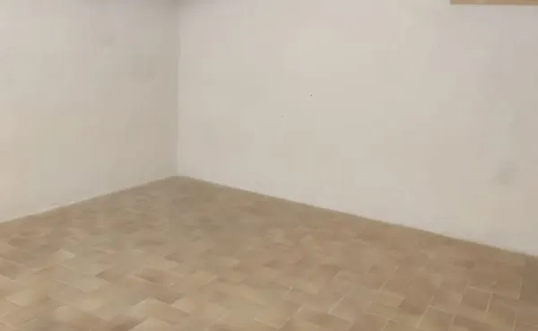 Location box Six-Fours 11.7m2