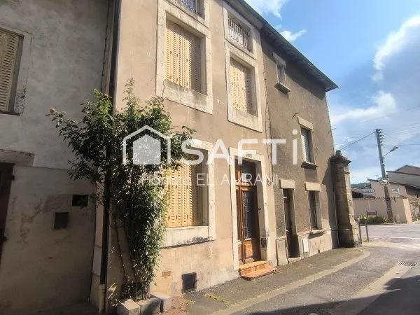 Jolie petite maison de ville mitoyenne