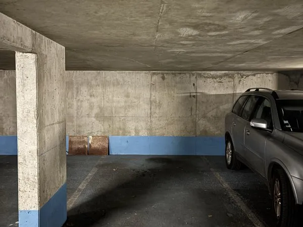 Loue parking