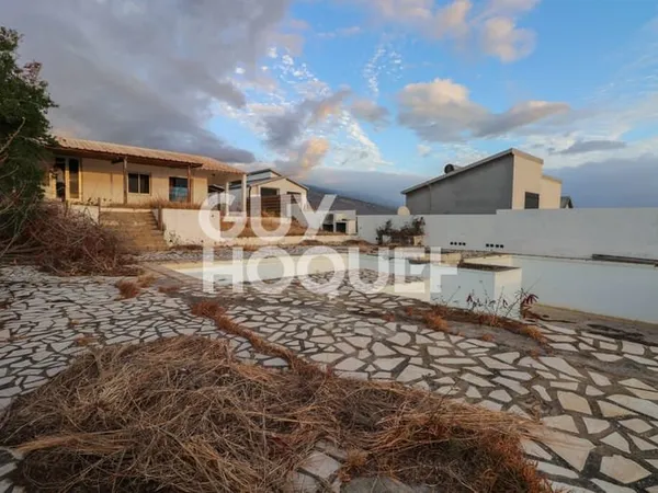 Villa à démolir / rénover