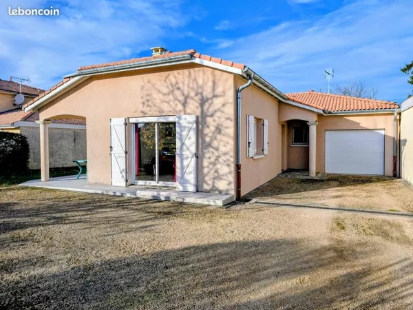 Villa 4 pièces 100 m²