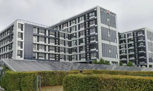 Bureaux 21819 m²