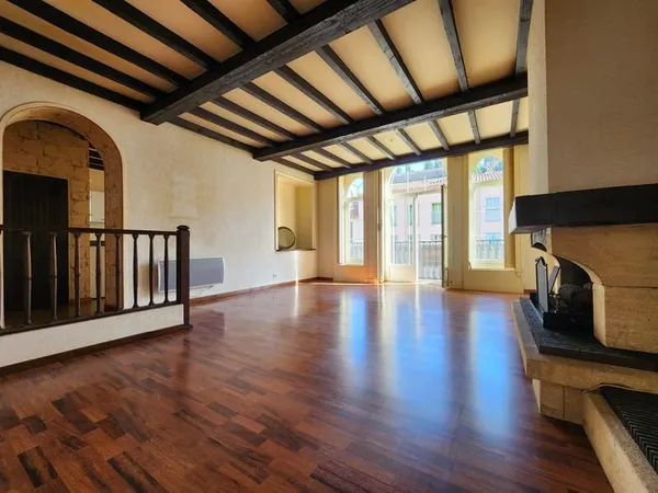 CENTRE VILLE APPARTEMENT T5 DE 135.82m2 AVEC GARAGE