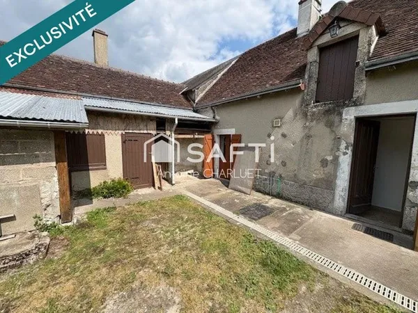Maison de bourg de 61m² avec terrain de 351m² à CLION SUR INDRE