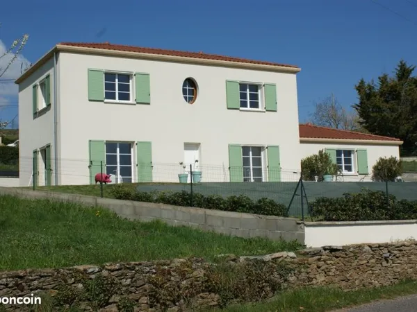 Maison 5 pièces 140m²