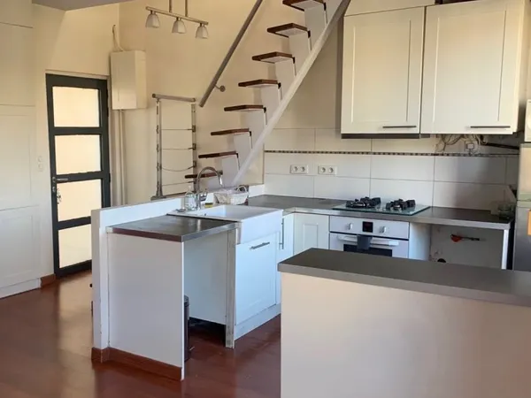 Vends appartement atypique refait à neuf
