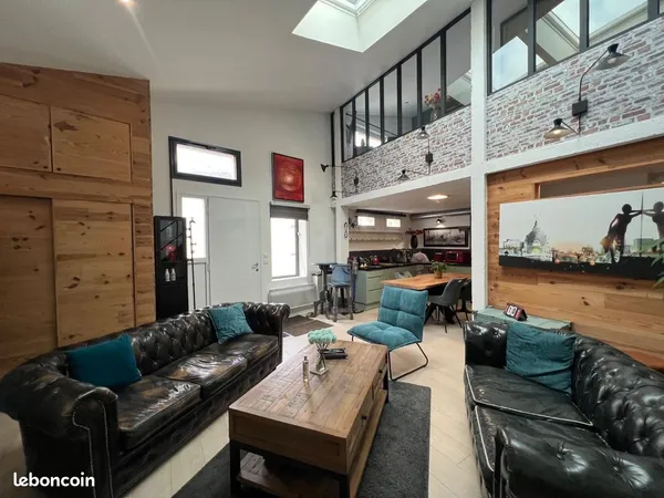 Loft 3 pièces 67 m²