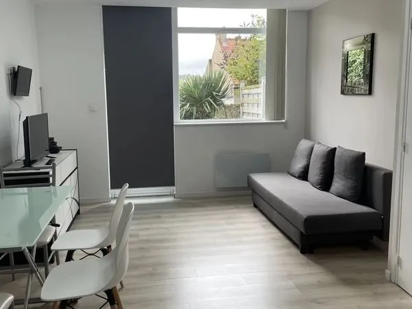 Studio 1 pièce 24 m²