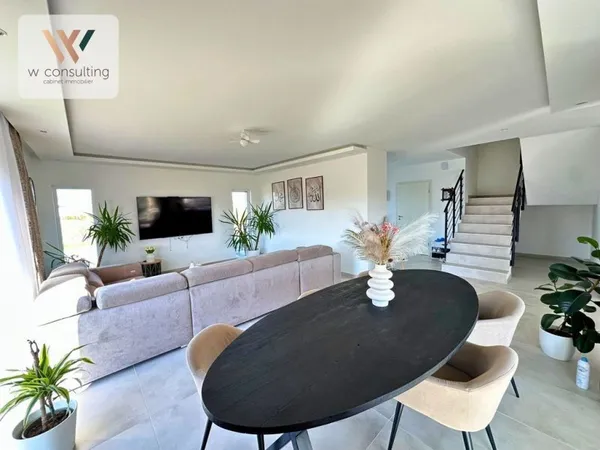 Maison de luxe 5 pièces 143 m²