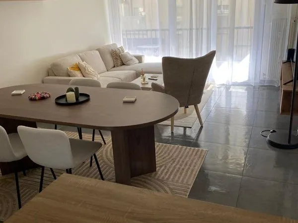 Colocation proche gare | appartement chaleureux et moderne