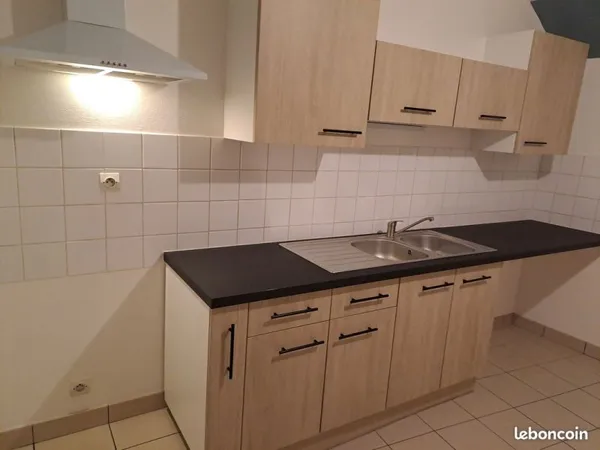 Appartement à louer dans village à 15mn de Sablé