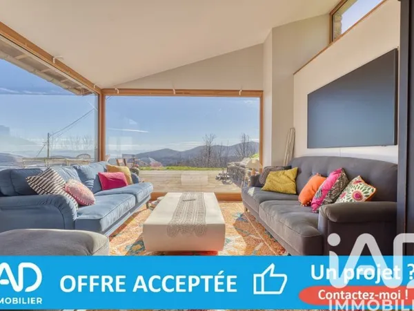 Maison 6 pièces 111 m²
