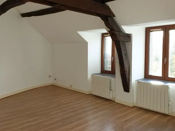 Bel appartement très lumineux à louer Nevers - Quartier Pont-Cizeau