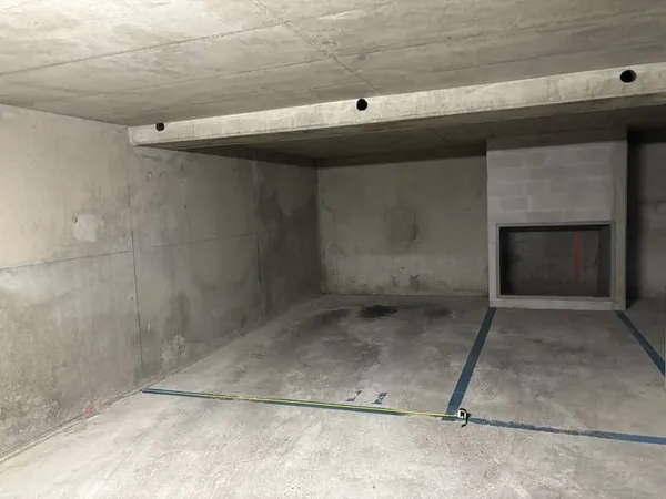 Parking 14 m²
