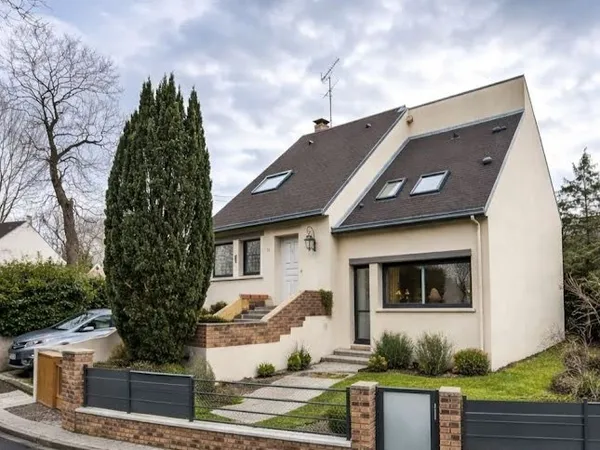 Maison 6 pièces 166 m²