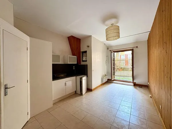 Appartement Bordeaux 1 pièce(s) 18.7 m2