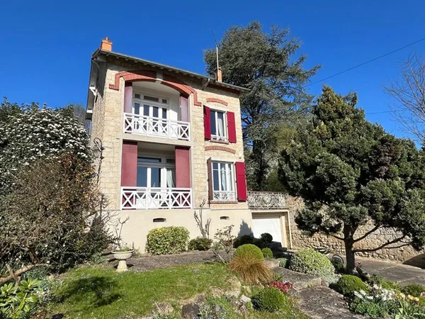 Maison à vendre sur la commune de Parmain - 130 m², 6 pièces, 4 chambres, avec sous-sol total