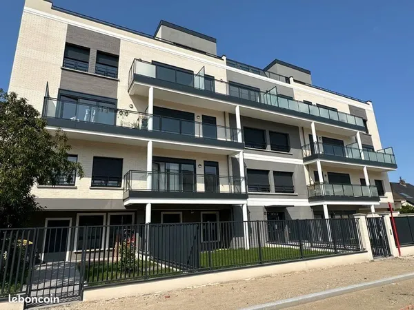 Grand 3 pièces avec jardin et 2 places de parking en sous-sol