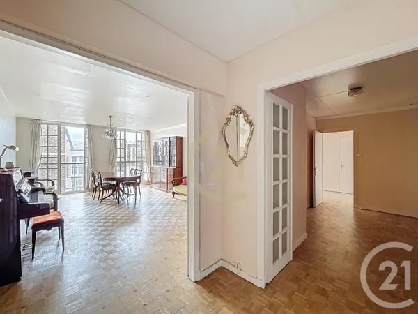 Appartement 3 pièces 103 m²
