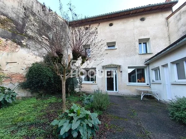 Maison centre ville Marmande garage et jardin