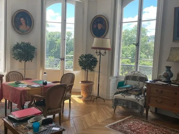 Appartement de réception dans quartier central et recherché de Lyon