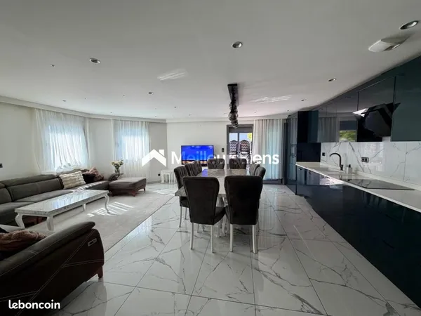 Maison 5 pièces 130 m²