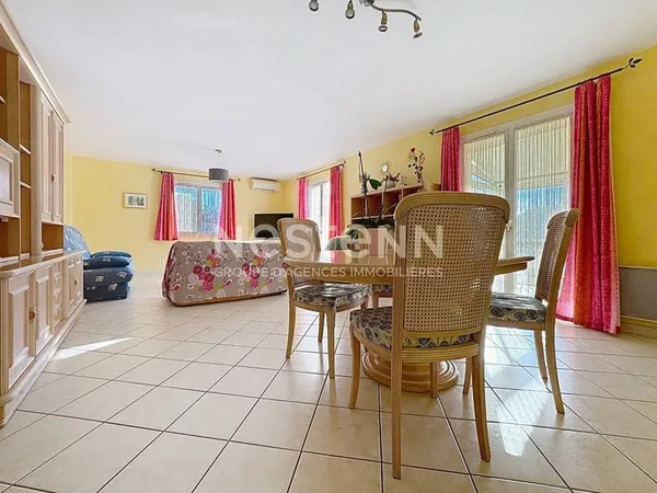 Maison de plain-pied 6 pièces 127 m²