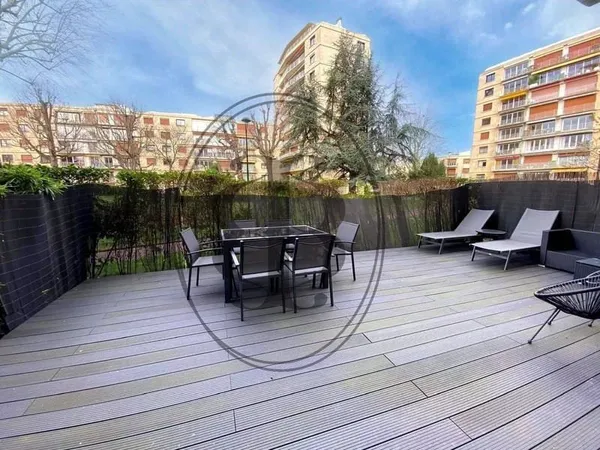 Appartement 3 pièces 82 m²