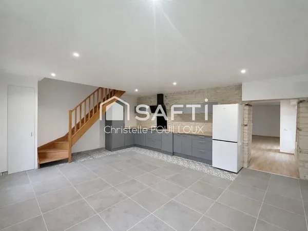Maison rénovée, 3 chambres, 2 SDB, garage, jardin