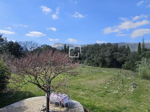 Villa 205 m²