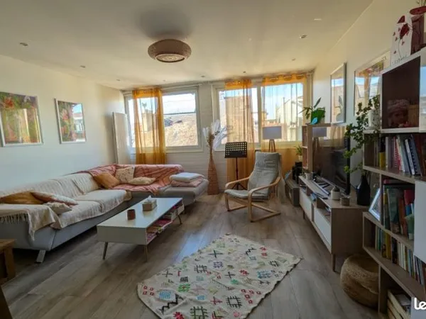 à louer - bel appartement meublé au coeur d'évian