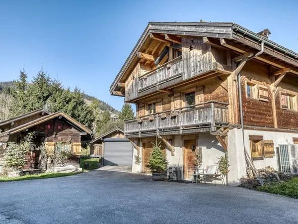 Chalet Magnifique Près de Megève